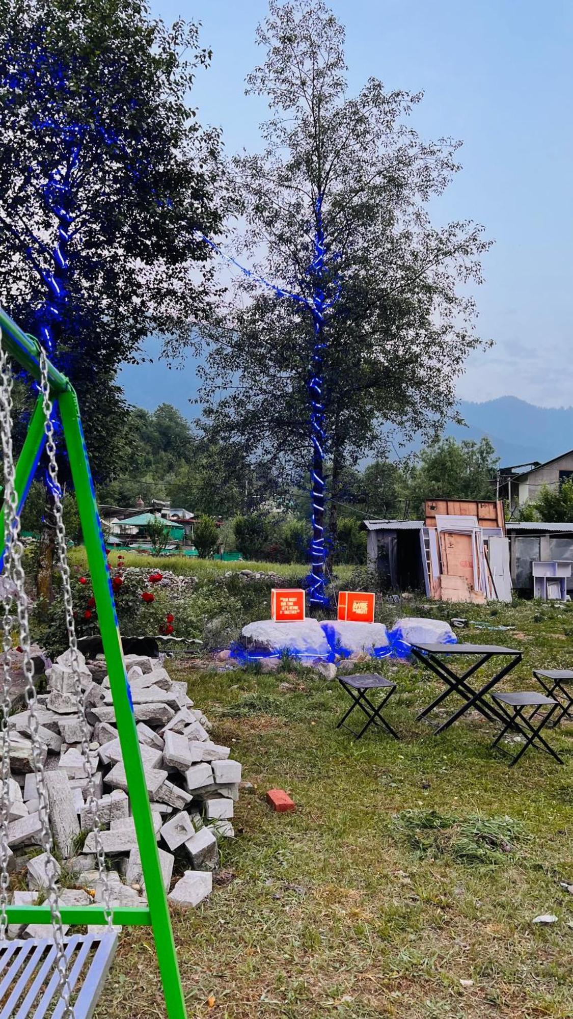 Himalayan Riverside Swiss Cottage Tents, Manali Manāli Exterior foto