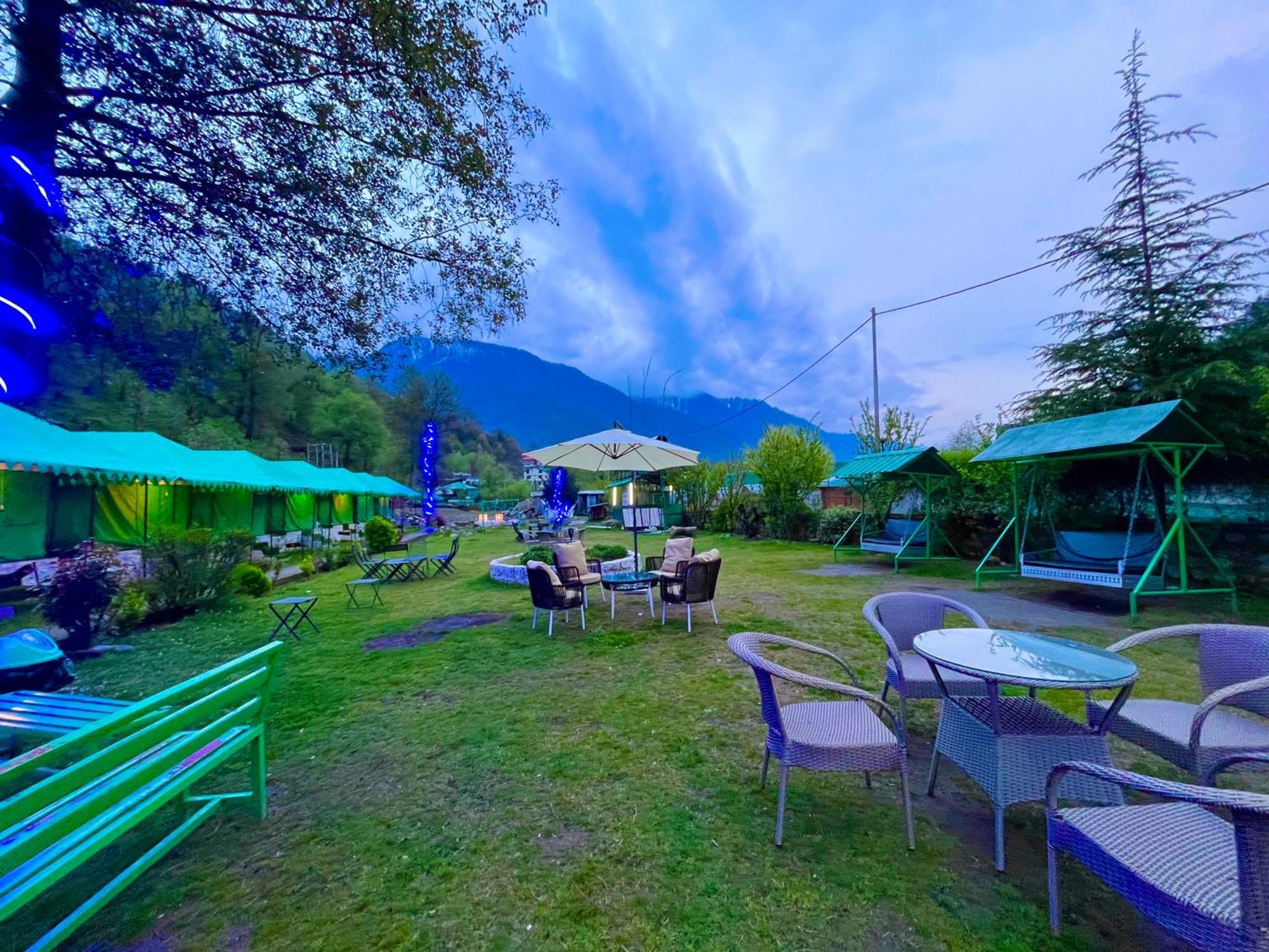 Himalayan Riverside Swiss Cottage Tents, Manali Manāli Exterior foto